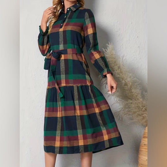 NWOT Midi length Fall Plaid Collared Dress, Button Down in Multiple Sizes - Picture 3 of 10